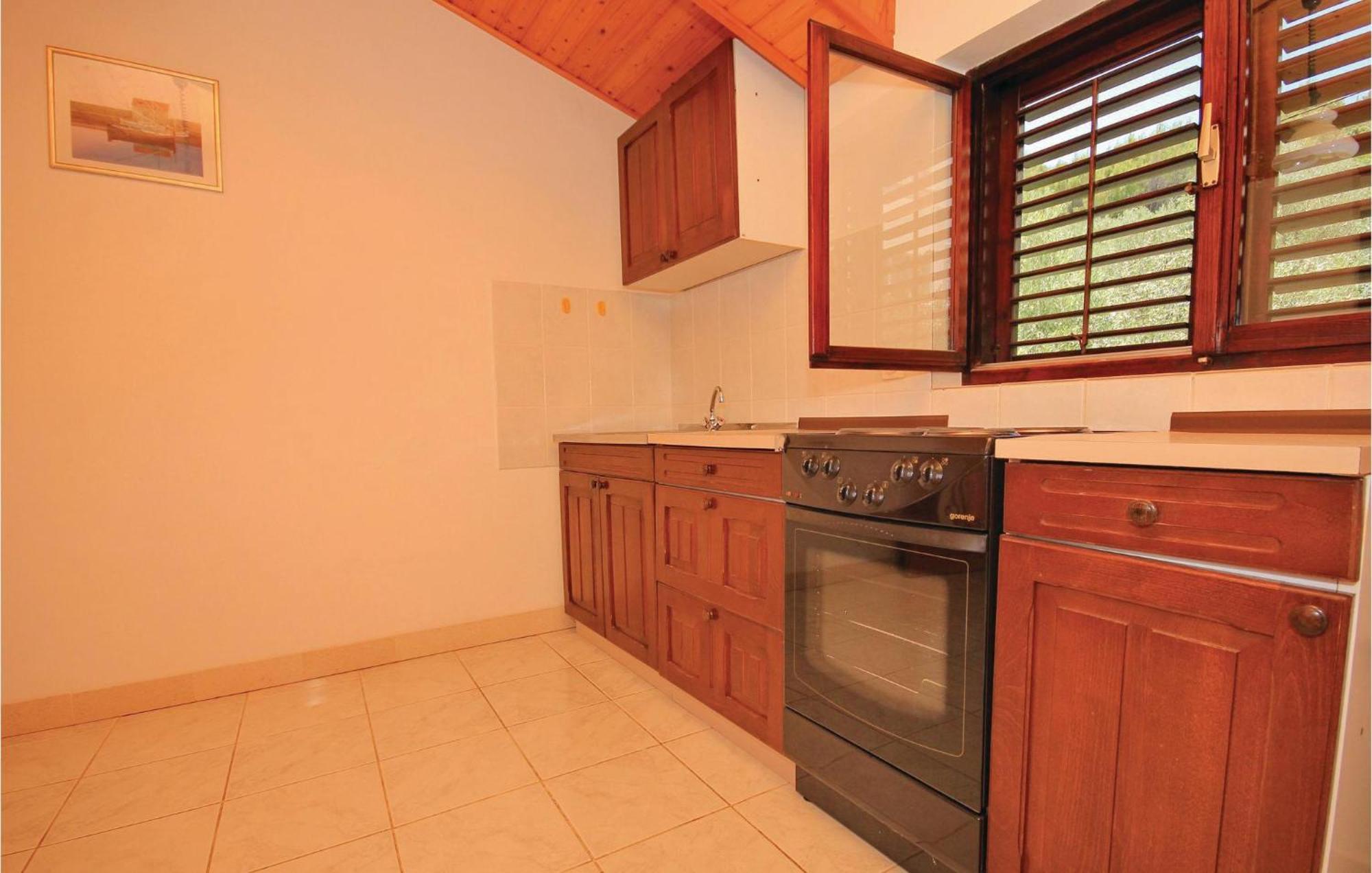 Gorgeous Apartment In Prigradica With Kitchen Buitenkant foto